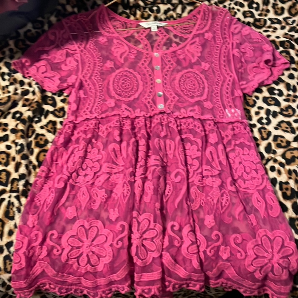 Boutique embroidered tunic mesh top